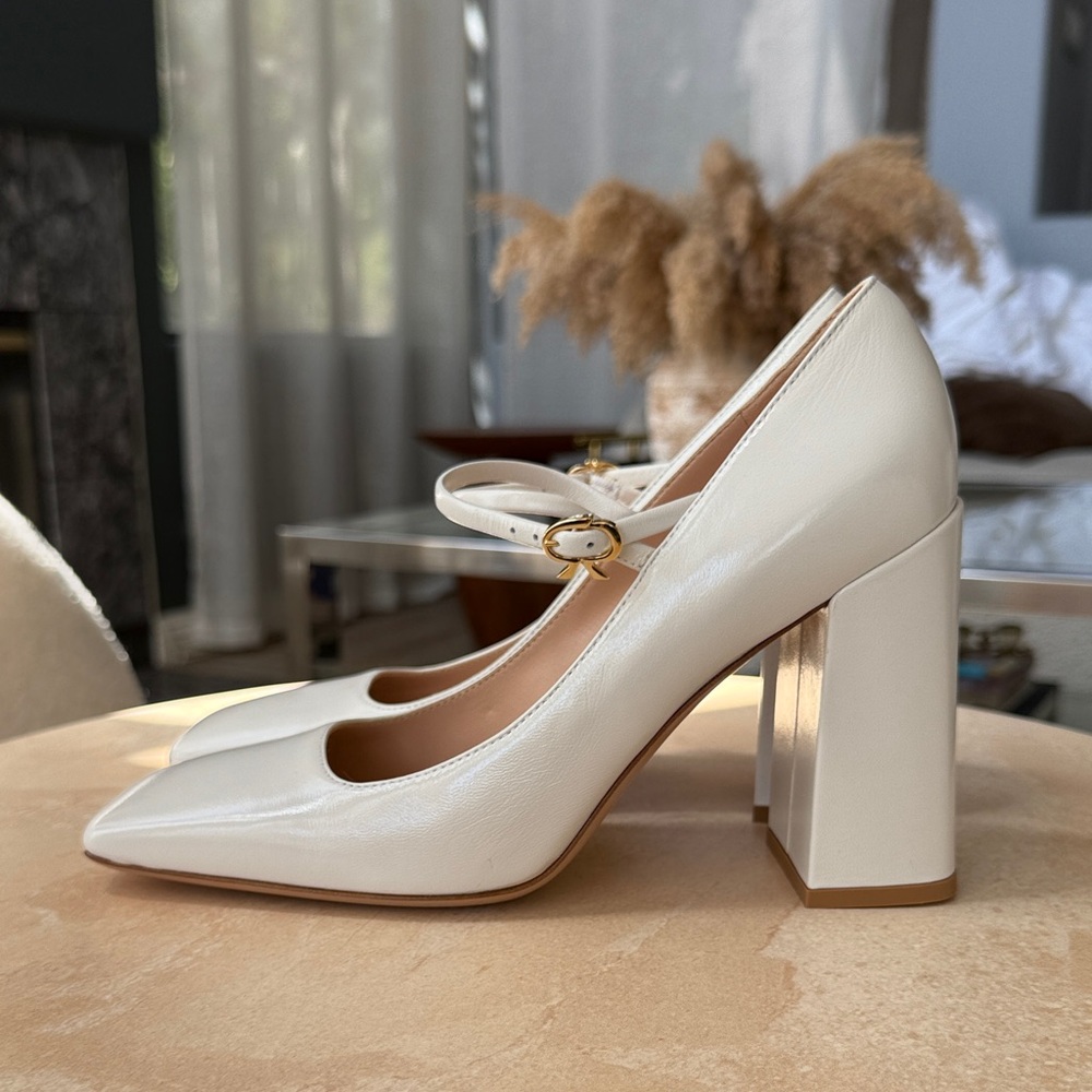Gianvito Rossi White Mary Jane Heels